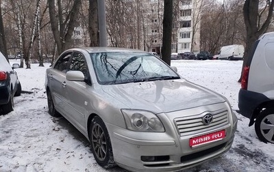 Toyota Avensis III рестайлинг, 2004 год, 600 000 рублей, 1 фотография