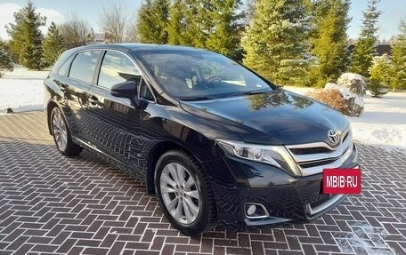 Toyota Venza I, 2013 год, 2 850 000 рублей, 2 фотография