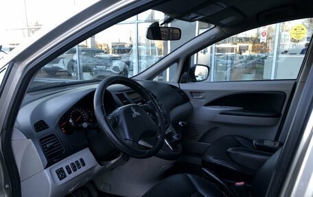 Mitsubishi Grandis, 2006 год, 620 000 рублей, 9 фотография