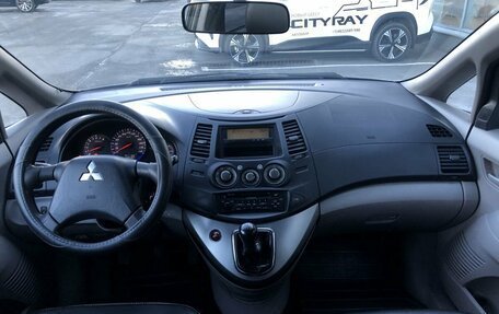 Mitsubishi Grandis, 2006 год, 620 000 рублей, 10 фотография