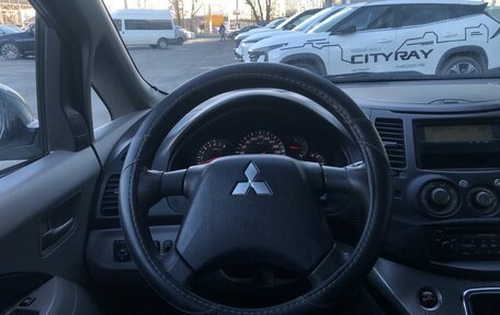 Mitsubishi Grandis, 2006 год, 620 000 рублей, 12 фотография