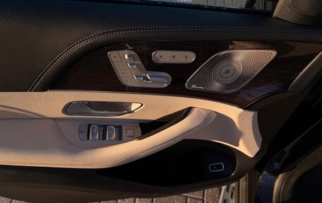 Mercedes-Benz GLS, 2021 год, 10 900 000 рублей, 3 фотография