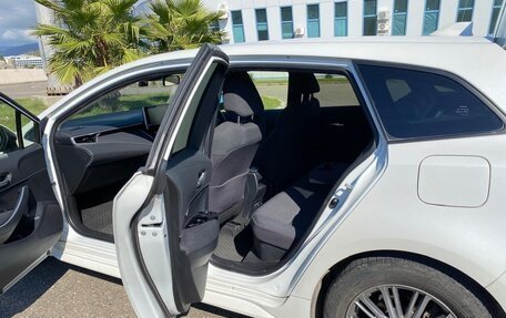 Toyota Corolla, 2020 год, 1 950 000 рублей, 6 фотография