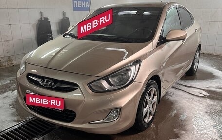 Hyundai Solaris II рестайлинг, 2011 год, 725 000 рублей, 9 фотография