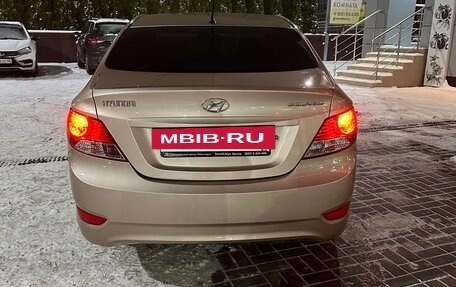 Hyundai Solaris II рестайлинг, 2011 год, 725 000 рублей, 4 фотография
