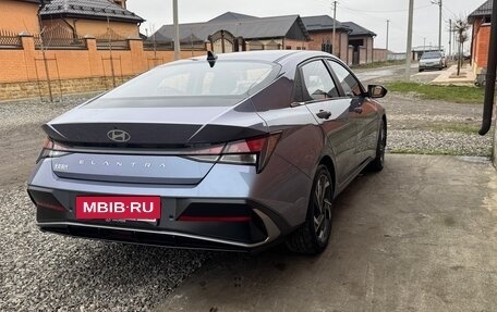 Hyundai Elantra, 2023 год, 2 200 000 рублей, 3 фотография