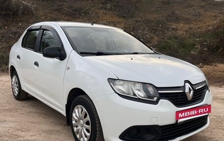 Renault Logan II, 2017 год, 530 000 рублей, 2 фотография