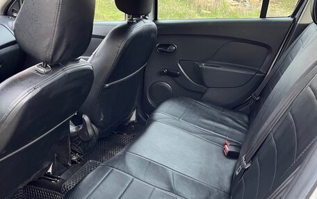 Renault Logan II, 2017 год, 530 000 рублей, 5 фотография