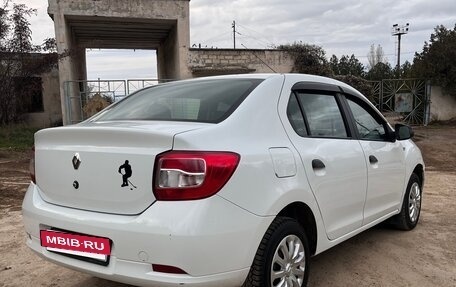 Renault Logan II, 2017 год, 530 000 рублей, 3 фотография