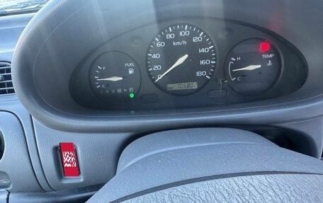 Nissan March III, 2002 год, 300 000 рублей, 11 фотография