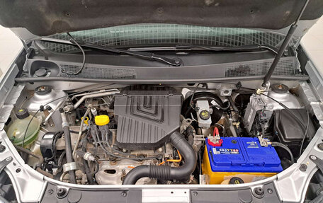 Renault Logan II, 2020 год, 870 000 рублей, 11 фотография