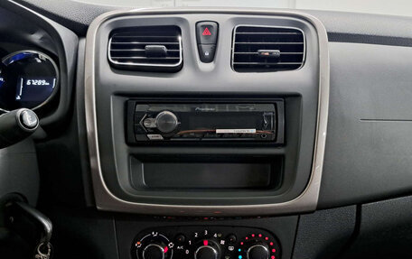 Renault Logan II, 2020 год, 870 000 рублей, 18 фотография