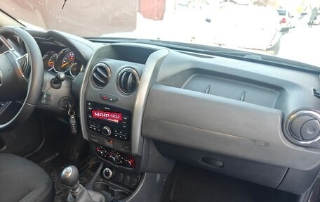 Renault Duster I рестайлинг, 2019 год, 1 500 000 рублей, 34 фотография