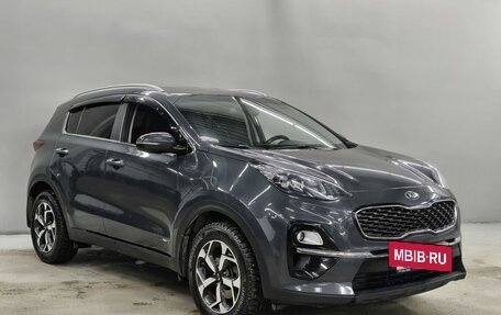 KIA Sportage IV рестайлинг, 2020 год, 2 350 000 рублей, 3 фотография