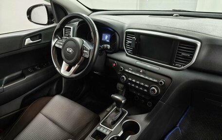 KIA Sportage IV рестайлинг, 2020 год, 2 350 000 рублей, 10 фотография