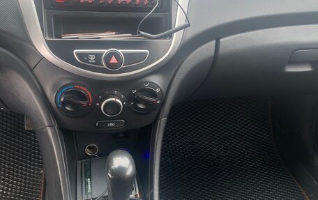 Hyundai Solaris II рестайлинг, 2012 год, 570 000 рублей, 7 фотография