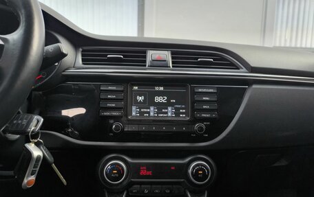 KIA Rio IV, 2017 год, 1 200 000 рублей, 10 фотография