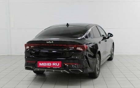 KIA K5, 2021 год, 2 600 000 рублей, 8 фотография