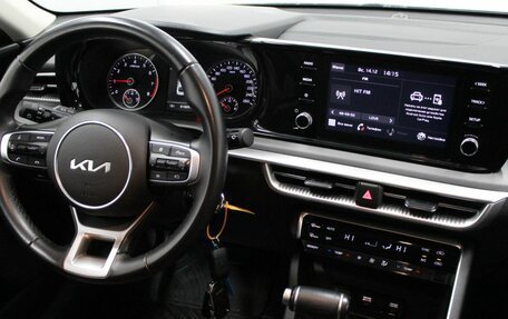 KIA K5, 2021 год, 2 600 000 рублей, 19 фотография