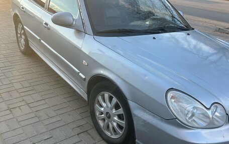 Hyundai Sonata IV рестайлинг, 2004 год, 325 000 рублей, 3 фотография