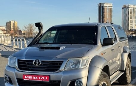 Toyota Hilux VII, 2014 год, 2 350 000 рублей, 1 фотография