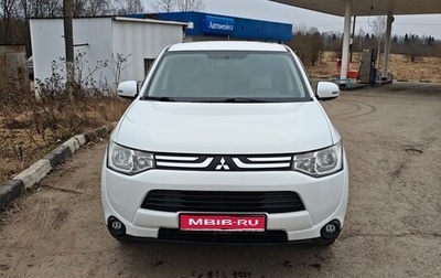 Mitsubishi Outlander III рестайлинг 3, 2012 год, 1 100 000 рублей, 1 фотография