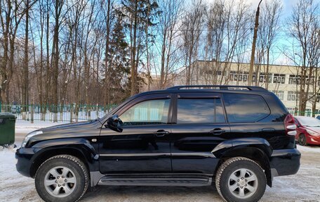 Toyota Land Cruiser Prado 120 рестайлинг, 2005 год, 1 849 000 рублей, 3 фотография