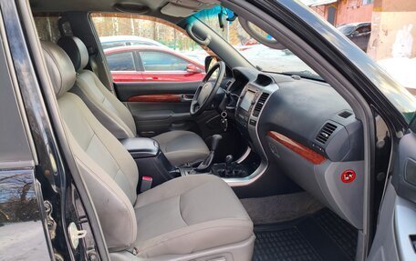 Toyota Land Cruiser Prado 120 рестайлинг, 2005 год, 1 849 000 рублей, 14 фотография