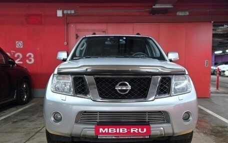 Nissan Pathfinder, 2011 год, 1 650 000 рублей, 3 фотография