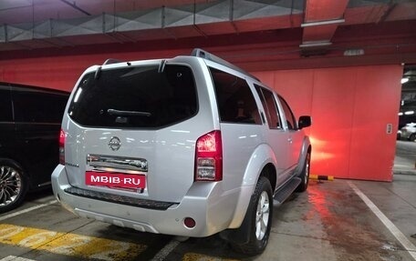 Nissan Pathfinder, 2011 год, 1 650 000 рублей, 10 фотография