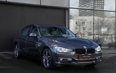 BMW 3 серия, 2013 год, 1 750 000 рублей, 3 фотография