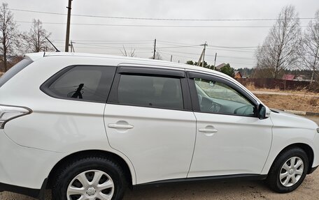 Mitsubishi Outlander III рестайлинг 3, 2012 год, 1 100 000 рублей, 4 фотография