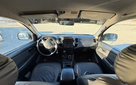 Toyota Hilux VII, 2014 год, 2 350 000 рублей, 5 фотография