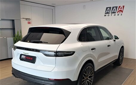 Porsche Cayenne III, 2022 год, 8 990 000 рублей, 5 фотография