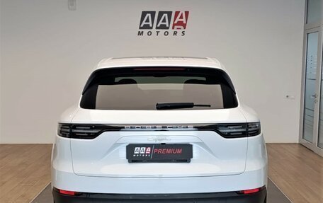 Porsche Cayenne III, 2022 год, 8 990 000 рублей, 6 фотография