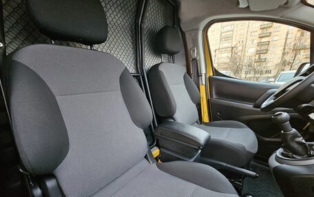 Peugeot Partner II рестайлинг 2, 2021 год, 2 299 000 рублей, 10 фотография