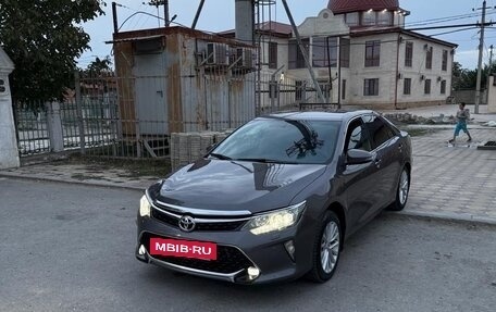 Toyota Camry, 2015 год, 1 550 000 рублей, 3 фотография