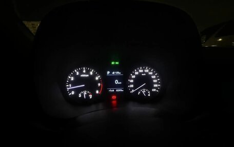 Hyundai Solaris II рестайлинг, 2017 год, 1 400 000 рублей, 4 фотография