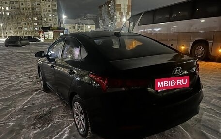 Hyundai Solaris II рестайлинг, 2017 год, 1 400 000 рублей, 6 фотография