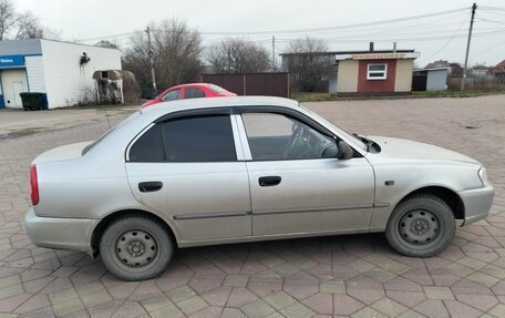 Hyundai Accent II, 2004 год, 320 000 рублей, 3 фотография