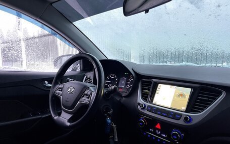 Hyundai Solaris II рестайлинг, 2017 год, 1 199 000 рублей, 9 фотография
