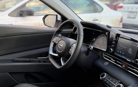 Hyundai Elantra, 2022 год, 2 000 000 рублей, 8 фотография