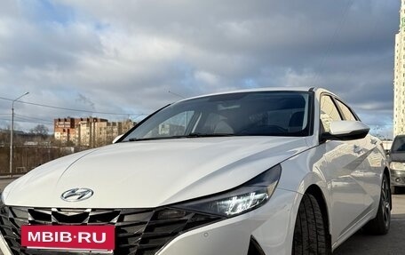Hyundai Elantra, 2022 год, 2 000 000 рублей, 20 фотография