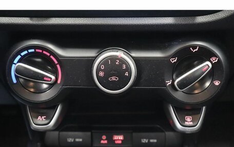 KIA Rio IV, 2017 год, 1 029 000 рублей, 11 фотография