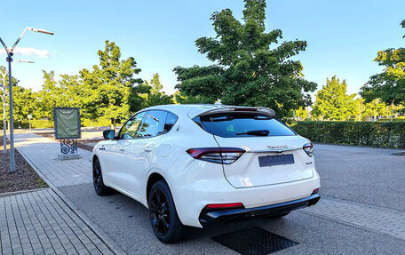 Maserati Levante I, 2023 год, 7 777 777 рублей, 7 фотография