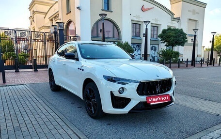 Maserati Levante I, 2023 год, 7 777 777 рублей, 3 фотография