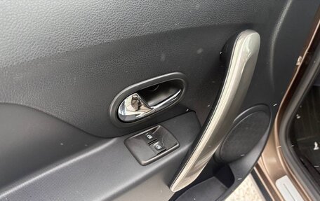 Renault Sandero II рестайлинг, 2019 год, 1 080 000 рублей, 22 фотография