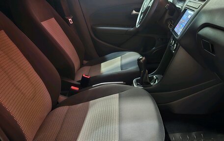 Volkswagen Polo VI (EU Market), 2013 год, 595 000 рублей, 12 фотография