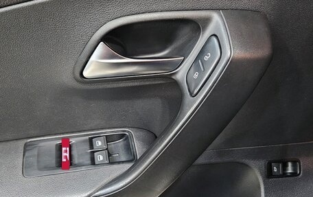 Volkswagen Polo VI (EU Market), 2013 год, 595 000 рублей, 14 фотография