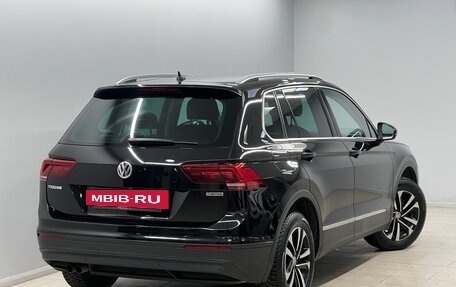 Volkswagen Tiguan II, 2019 год, 2 198 000 рублей, 4 фотография